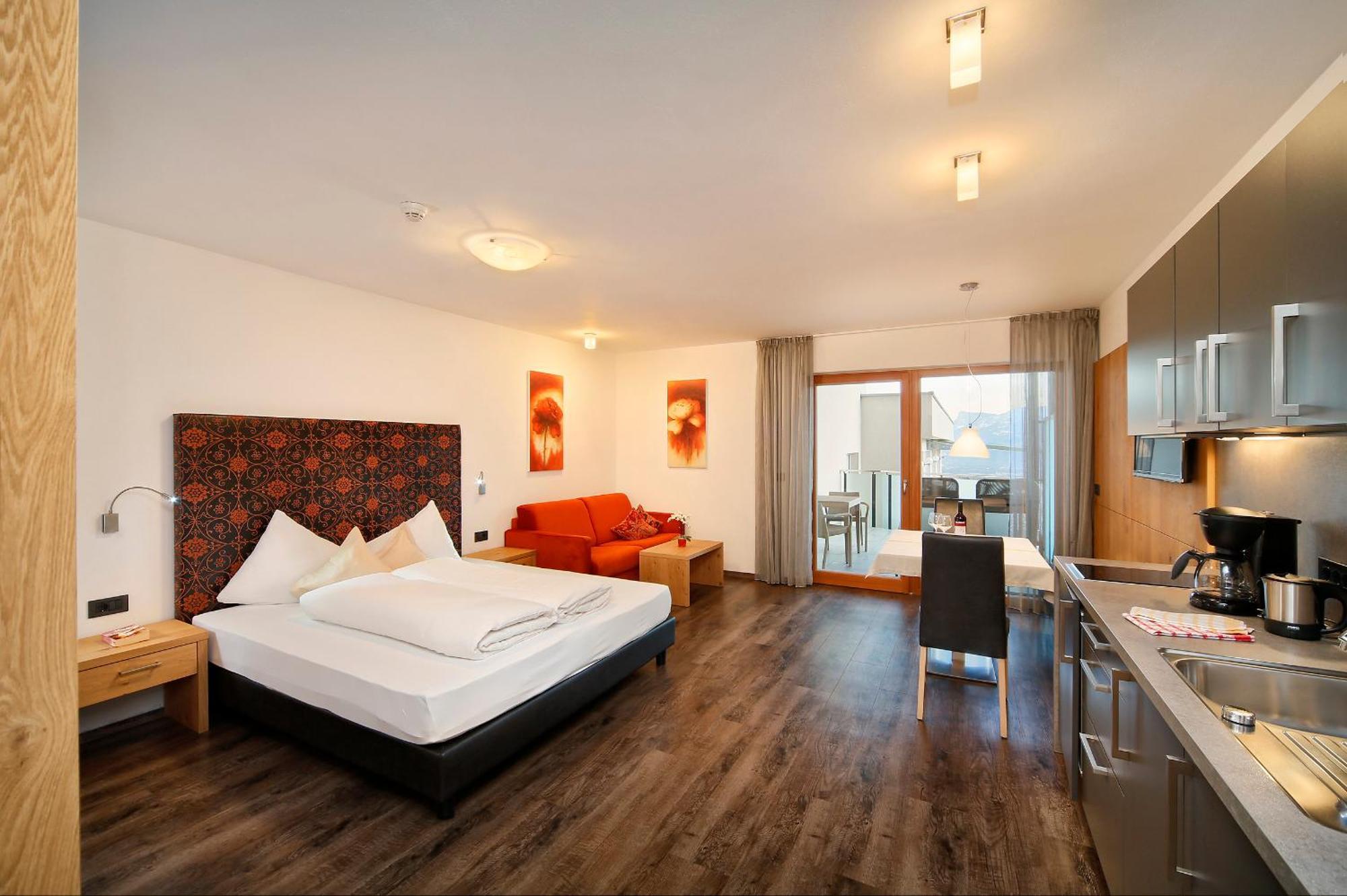 Appartement-Hotel Beatenhof Tirolo Bagian luar foto