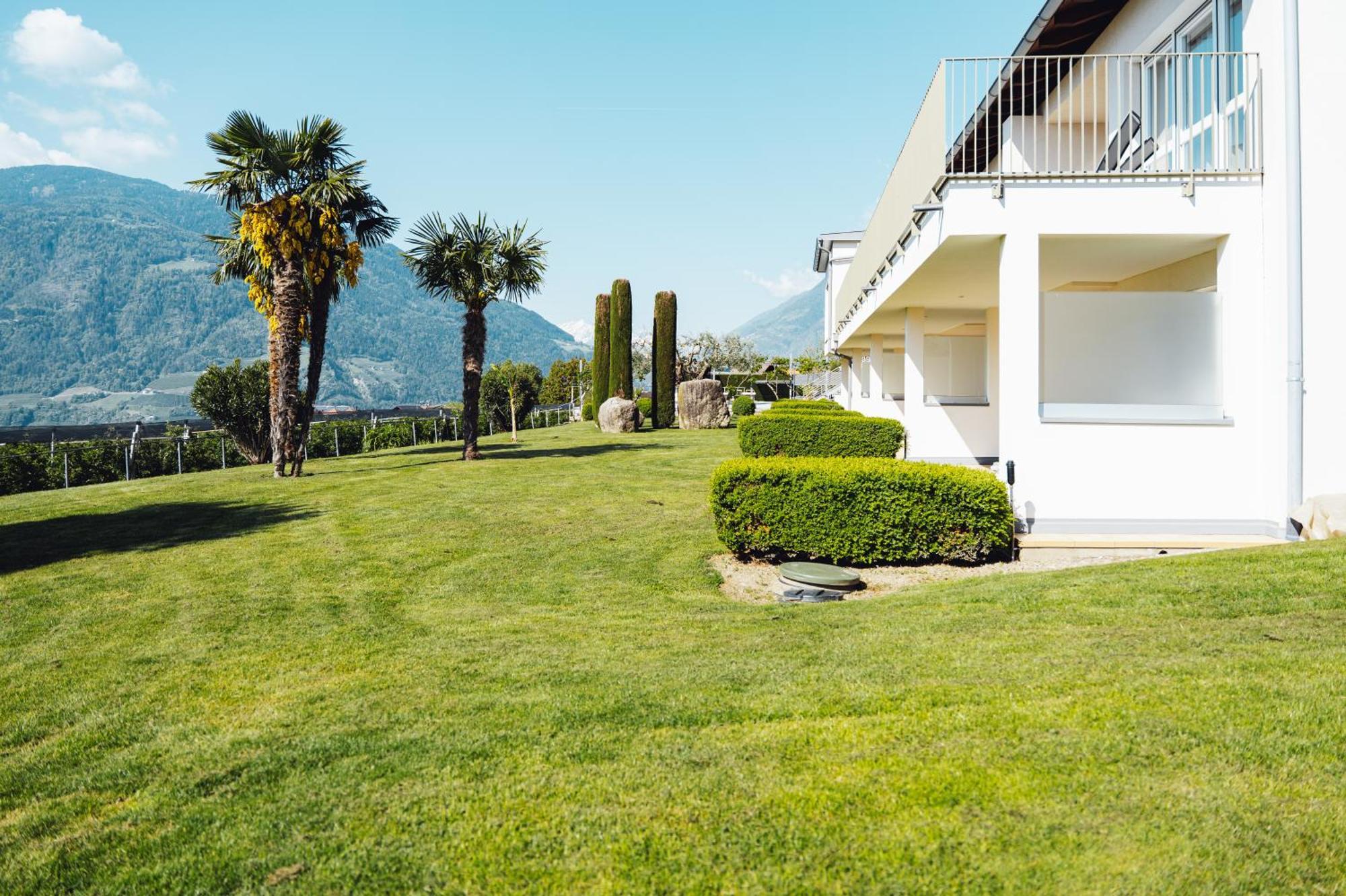 Appartement-Hotel Beatenhof Tirolo Bagian luar foto