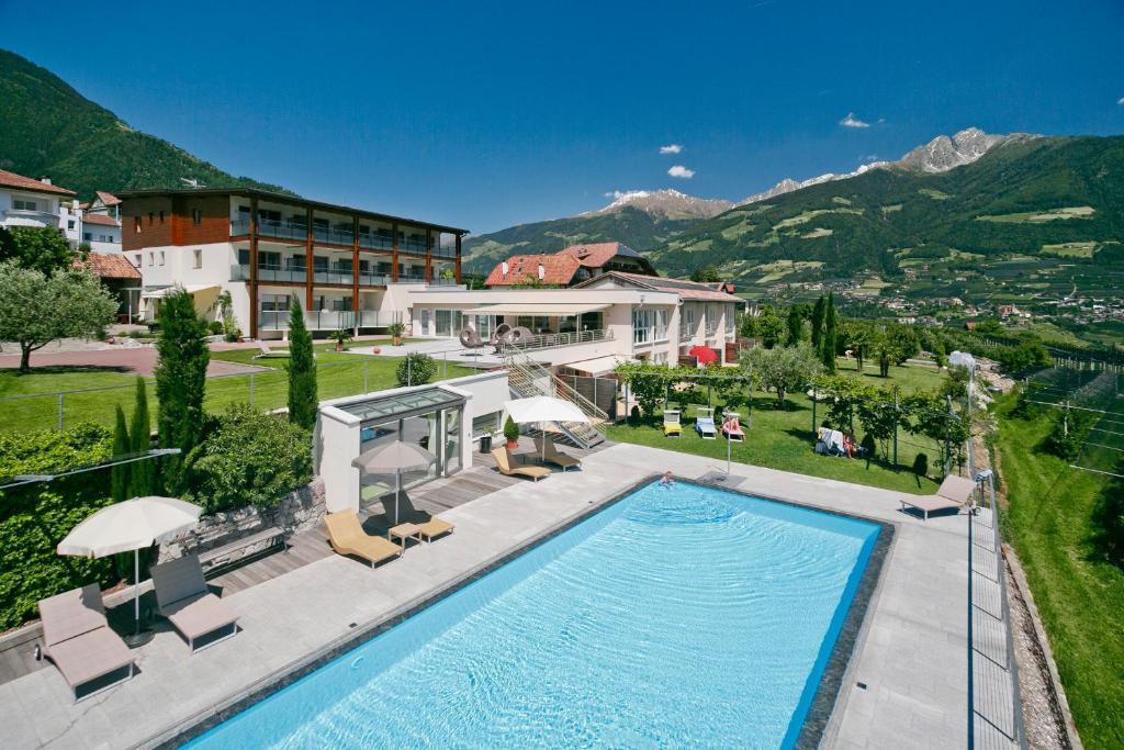 Appartement-Hotel Beatenhof Tirolo Bagian luar foto